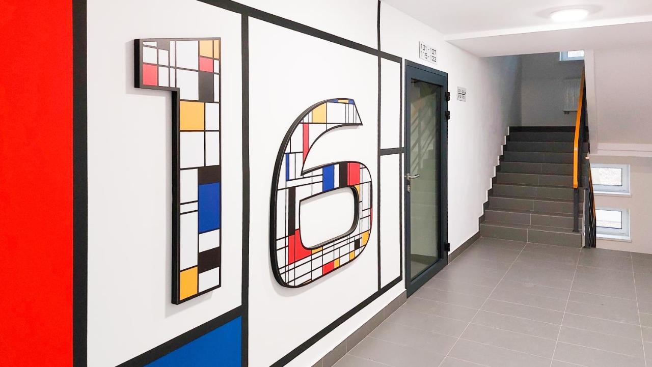 M&R Apartament Smart&Bright Batorego 16, Netflix, Free Wifi, Metro I Park Pole Mokotowskie, Stodola, Self Check-In, 5 Minut Od Centrum Varsovia Exterior foto